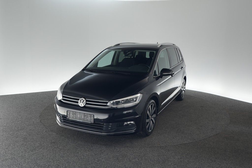 Volkswagen Touran 2.0 TDI Highline Navi ACC LED Klima AHK