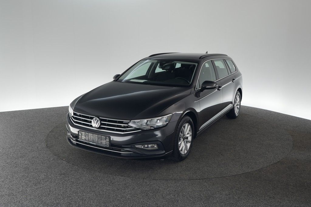 Volkswagen Passat Variant 1.5 TSI DSG Business ACC LED