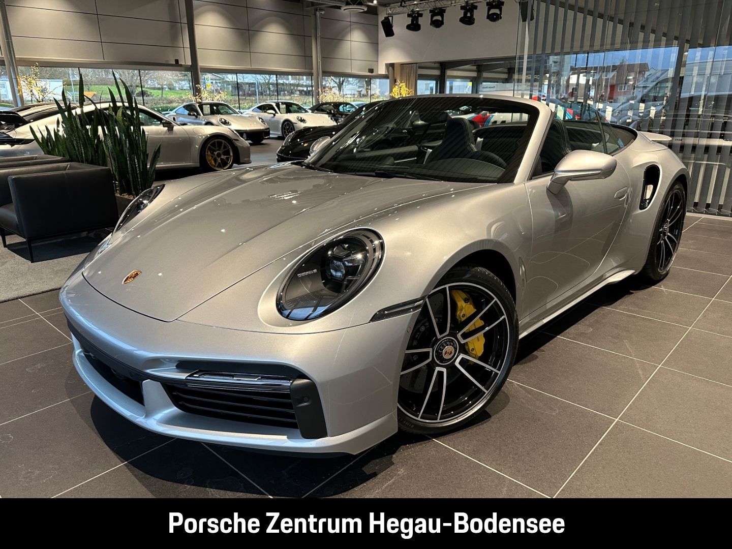 Porsche 992 (911) Turbo S Cabriolet/Burmester/Sportabgas