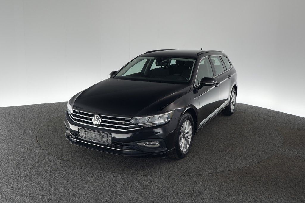 Volkswagen Passat Variant 1.5 TSI DSG Business ACC LED