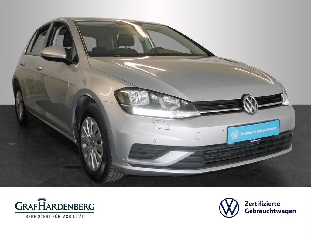 Volkswagen Golf Trendline 1.6 TDI Navi