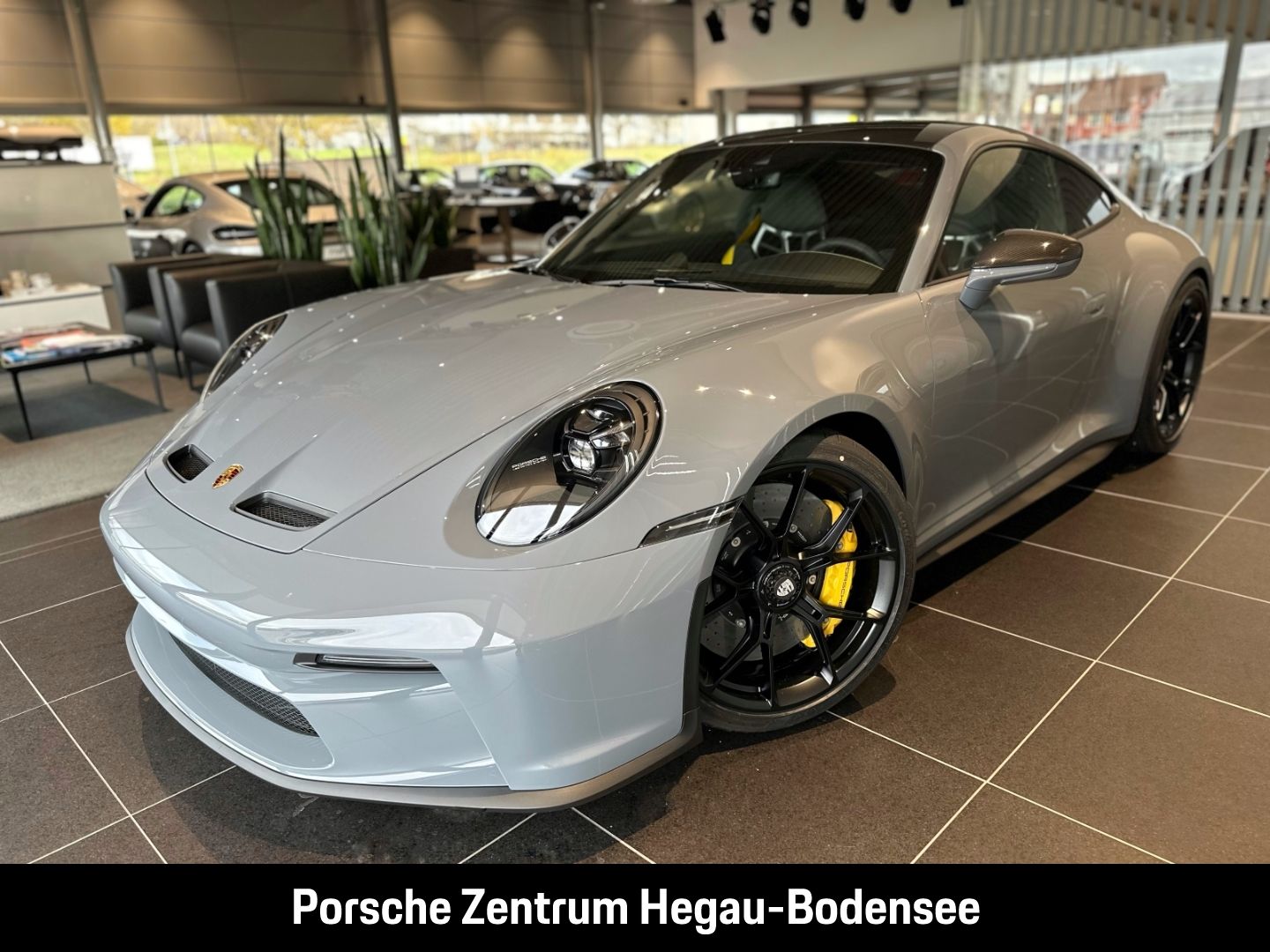 Porsche 992 (911) GT3 mit Touring-Paket/PCCB/Carbon/BOSE